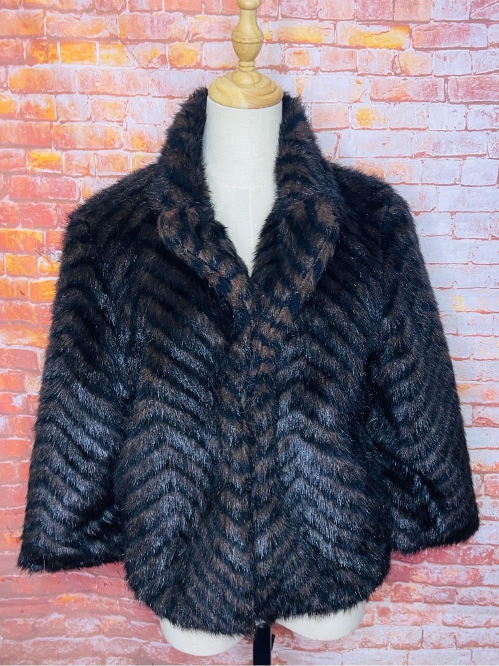 Vintage 90s Cropped Faux Fur Coat 70s Throwback Jacket